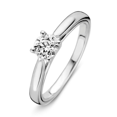 prachtige-solitairring-van-witgoud-met-0-50-crt-diamant