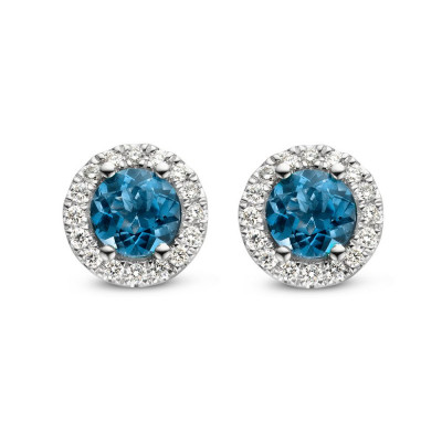 witgouden-ronde-oorstekers-met-london-blue-topaas-1-92-crt-en-diamanten-0-35-crt-diameter-9-8-mm