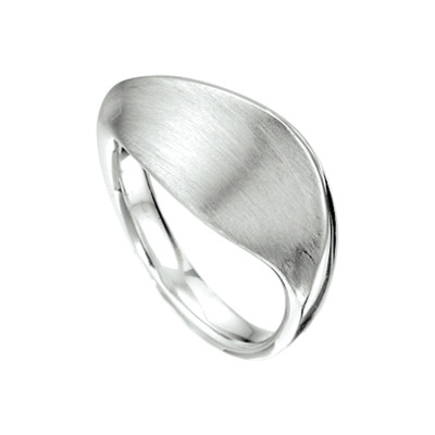 Zilveren asymmetrische ring met matte en glanzende afwerking 9.5 mm breed