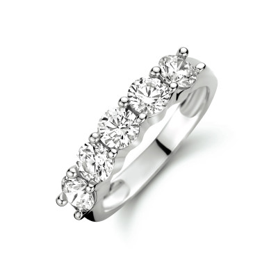 Zilveren ring met 5 briljant geslepen zirkonia's 4 mm breed