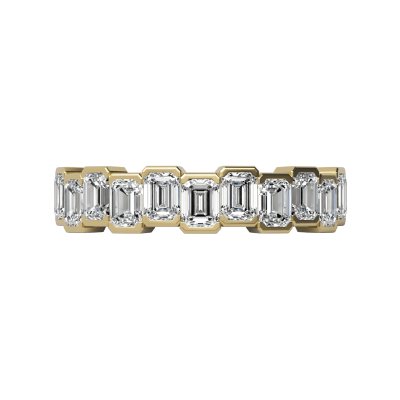 delve-ring-028-18-karaat-gouden-ring-met-emerald-geslepen-lab-grown-diamanten-op-een-rij-1-65-crt-2-5-mm-breed