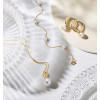 gouden-creolen-met-parel-hangers