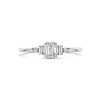 14-karaat-witgouden-ring-met-rechthoekige-lab-diamanten-0-40-crt-5-mm-breed