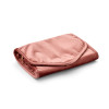 glanzend-sieradenetui-peach-met-goudkleurige-accenten