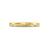 gouden-ring-met-gediamanteerd-oppervlak