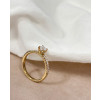 gouden-ring-met-grote-diamant-van-0-40-crt-en-kleine-diamanten