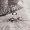 mooie-ring-met-geelgoud-en-diamant-0-12-crt