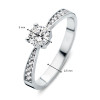 solitair-ring-van-witgoud-met-zirkonia-s-in-diverse-groottes