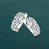witgouden-klapcreolen-met-schitterend-diamant-0-22-crt