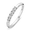 witgouden-ring-met-opvallende-rij-van-zirkonia-3-2-mm
