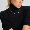 zilveren-ketting-met-gediamanteerde-hangers