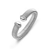 zilveren-klemarmband-met-relief-en-zirkonia-s-op-de-uiteinden-13-mm-breed-diameter-58-mm