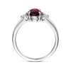zilveren-ring-met-ovale-rode-granaat-en-2-briljant-geslepen-zirkonia-s-8-mm-breed