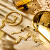 gouden-bangle-gedraaid-met-scharniersluiting