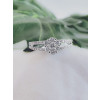 witgouden-bloem-ring-van-diamant-en-witgoud-0-55-crt