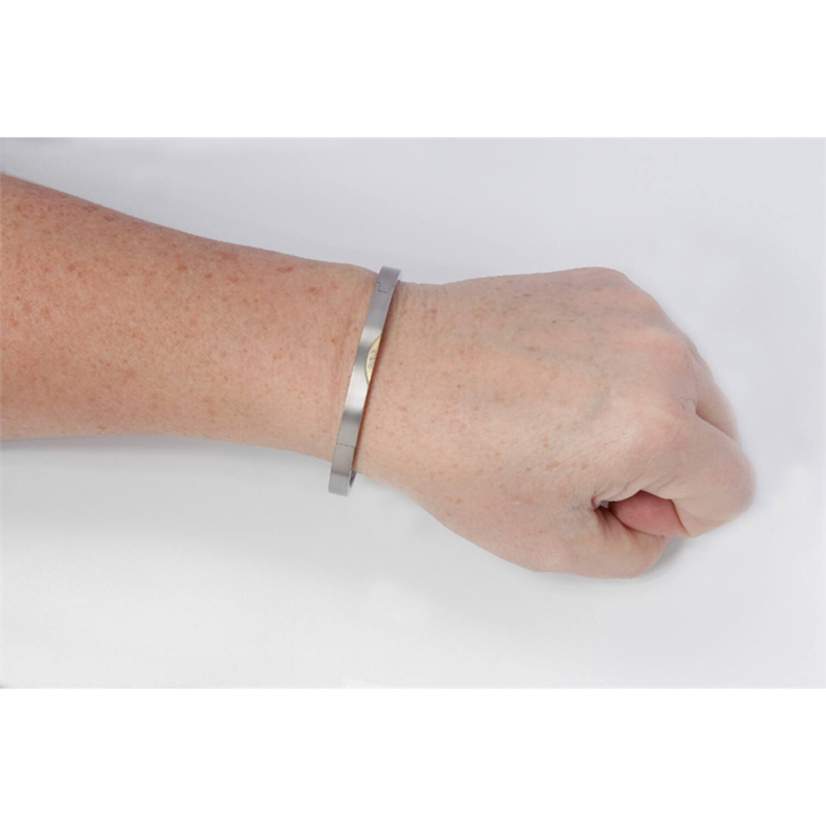 Boccia Titanium 03006-03 bangle dames armband met drie diamanten- Diameter 62 mm