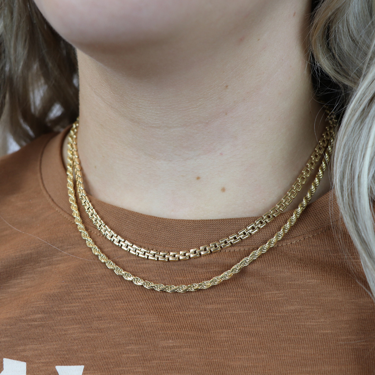 GLOW 102.8102.45 gold plated schakelketting met koordschakel 3 mm breed - Lengte 45 cm