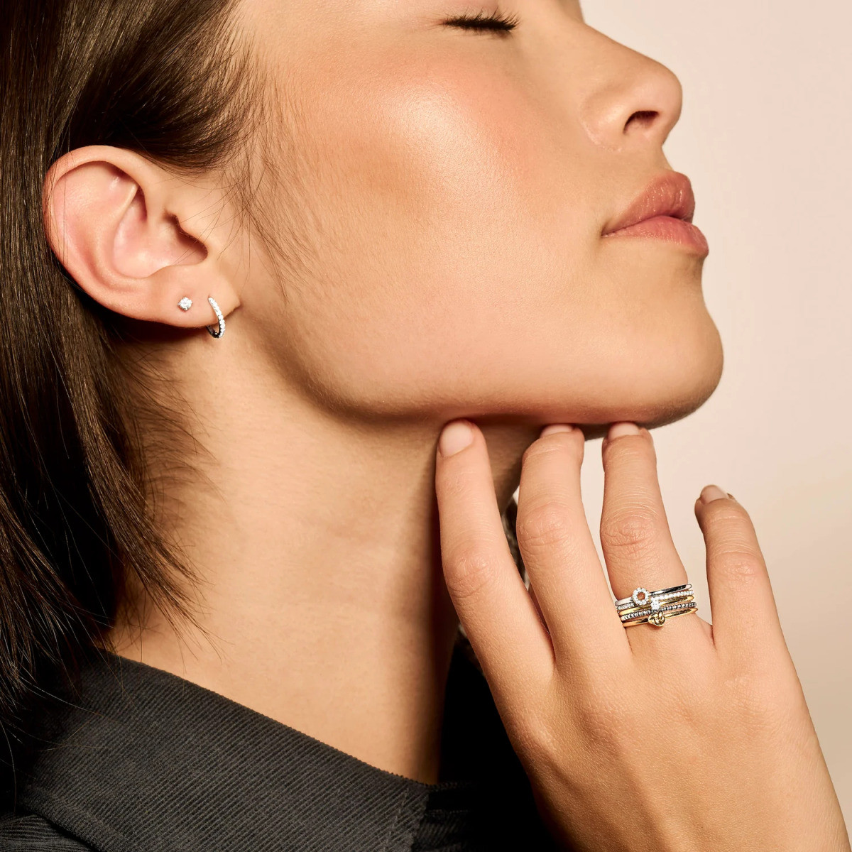 Blush 1200WZI 14-karaat witgouden solitair ring met ronde zirkonia1.3 mm breed