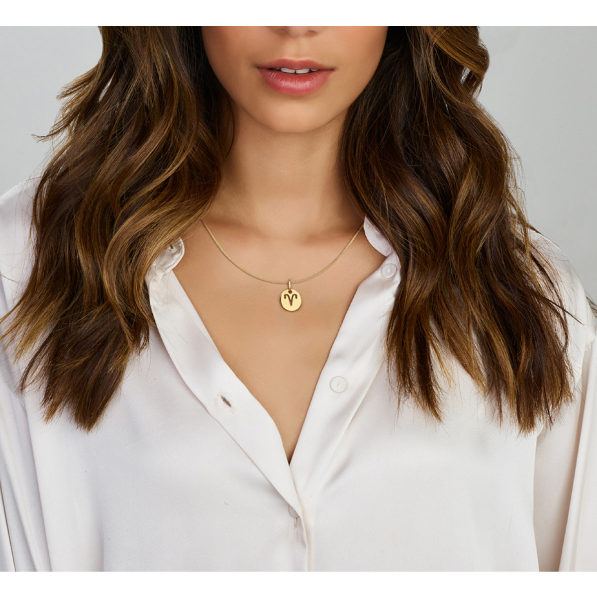 Gold plated sterrenbeeld hanger