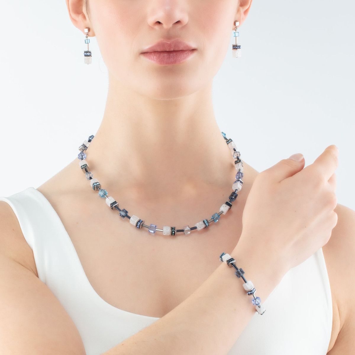 Coeur de Lion GeoCUBE armband 3018/30-0714 Iconic Nature zilverkleurig met blauw en wit