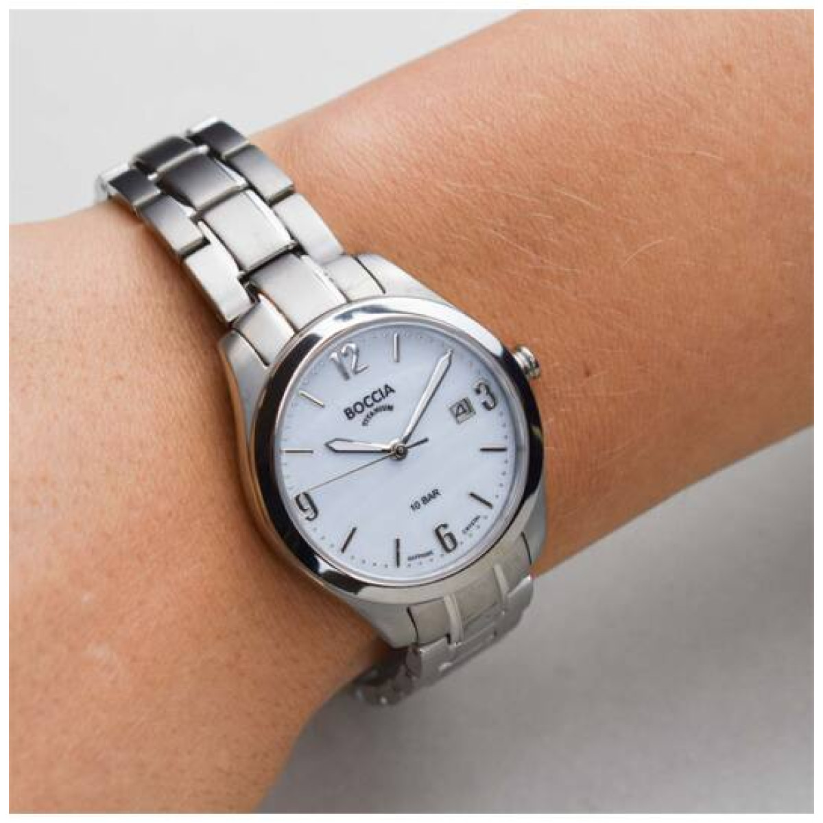 Boccia Titanium 3317-01 Dameshorloge - Titanium Schakelband met Parelmoer Wijzerplaat - Ø 31 mm
