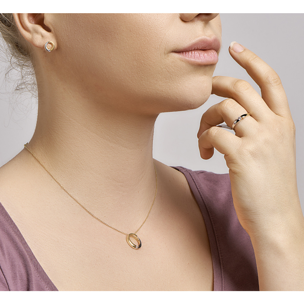 Ronde gouden hanger zirkonia