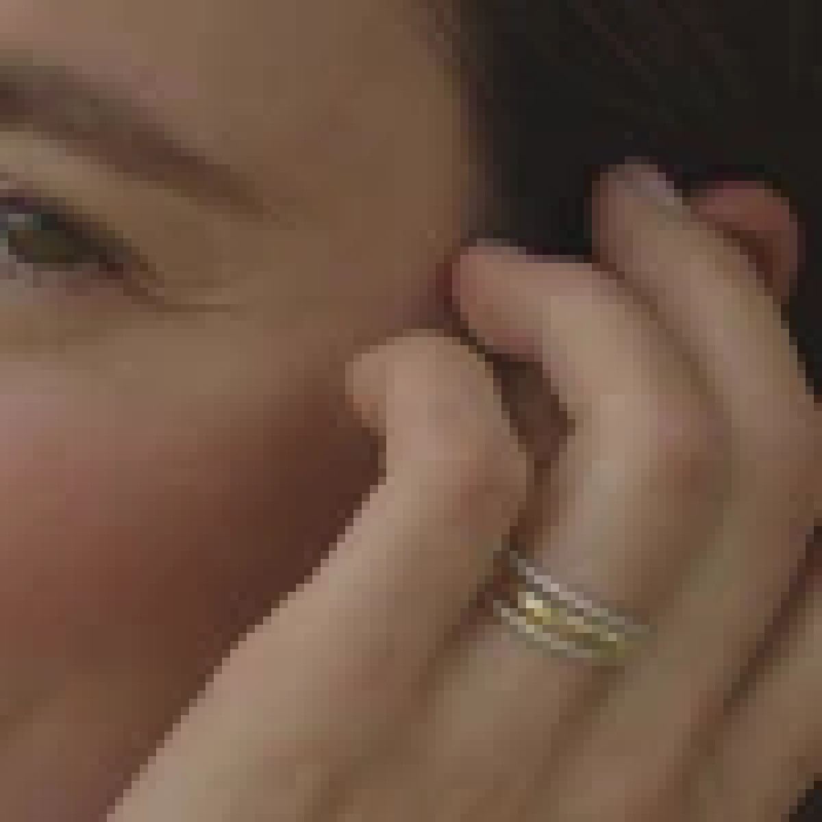Blush 7261YGO 14-karaat gouden oorhangers met bolletje 8 mm breed - Hoogte 17 mm