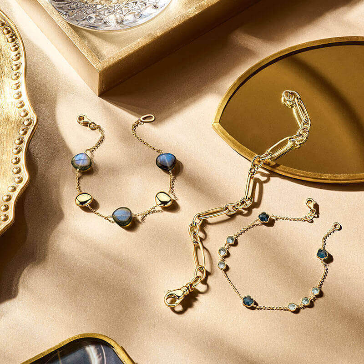 Gouden schakelarmband afwisselende schakel