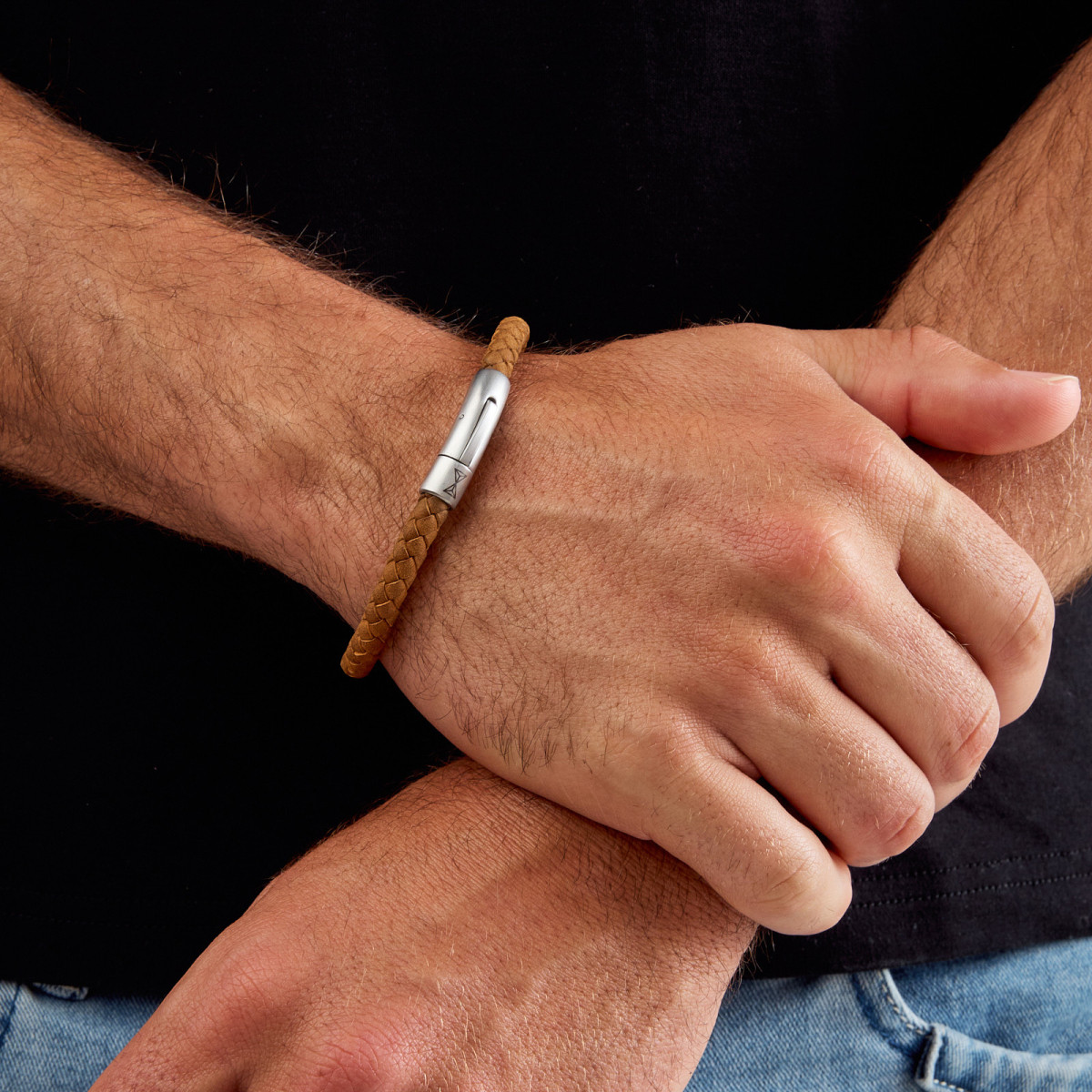 Aze Jewels Adventure AZ-BL004-G bruine leren armband met zilverkleurige sluiting 6 mm breed