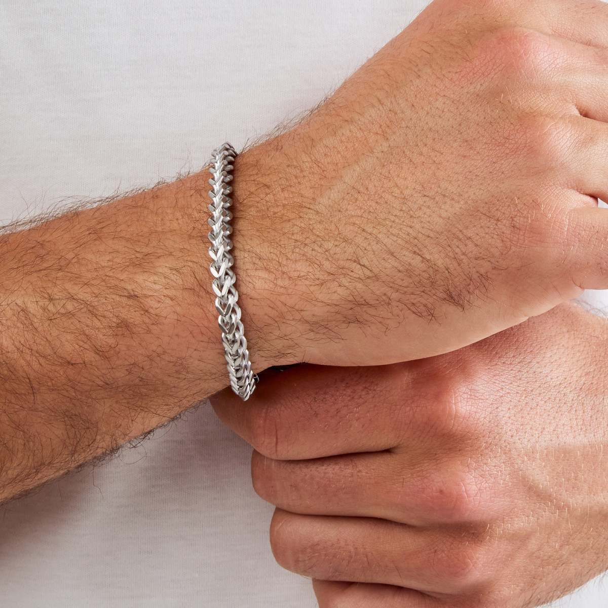 Aze Jewels Ferro AZ-BM004-A zilverkleurige glanzende heren schakelarmband 5 mm breed