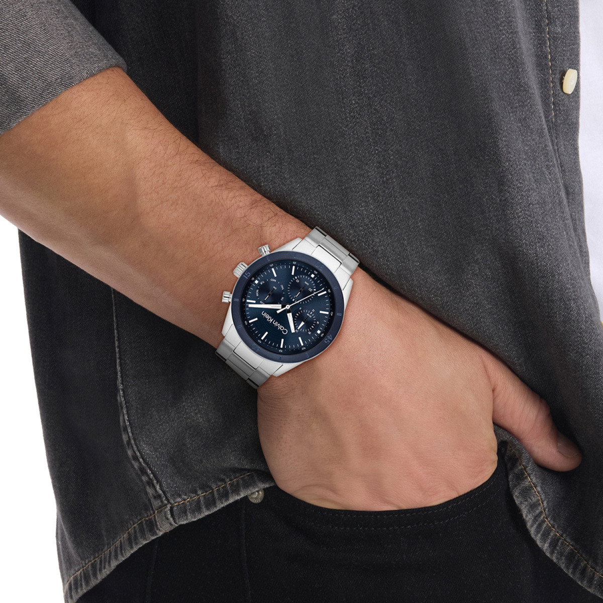 Calvin Klein CK25200556 herenhorloge met zilverkleurige kast en blauwe wijzerplaat - Ø 43 mm