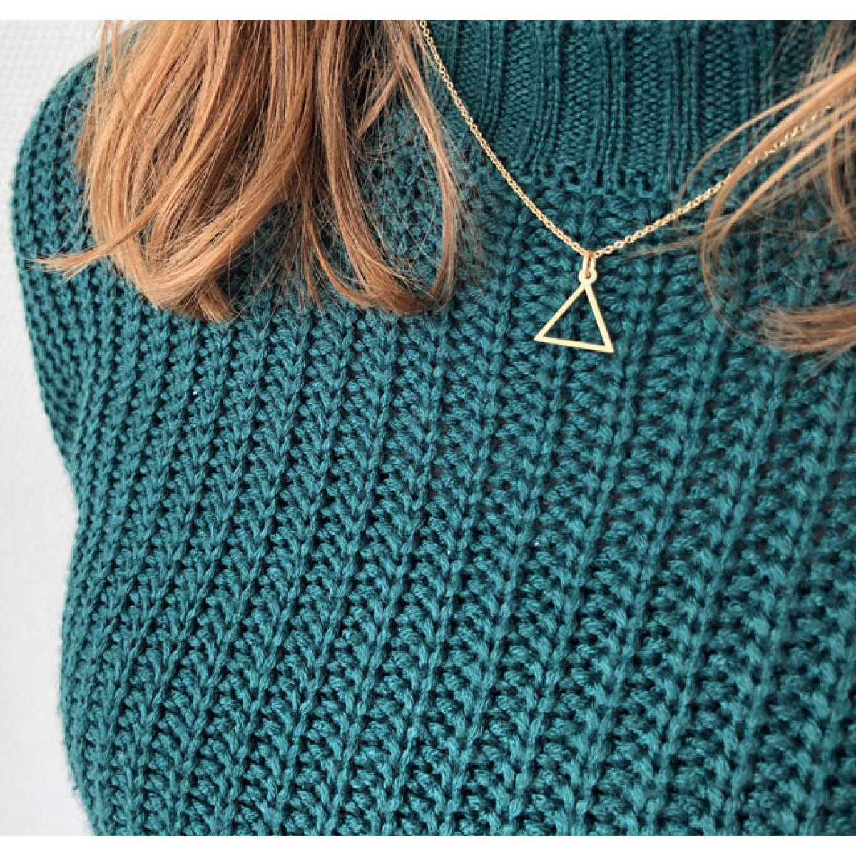 Gouden hanger open driehoek met of zonder ketting
