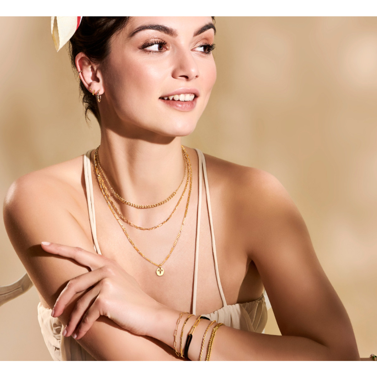 Gold plated sterrenbeeld hanger