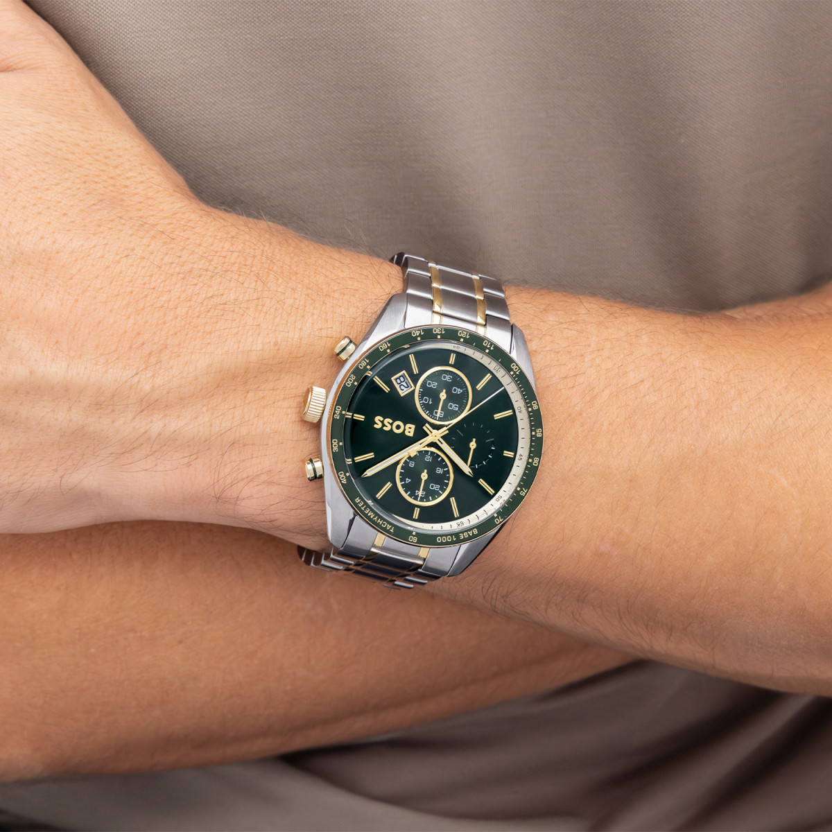 Boss Grand Prix Vitesse HB1514345 chronograaf herenhorloge met bicolor band en groene wijzerplaat - Ø 44 mm