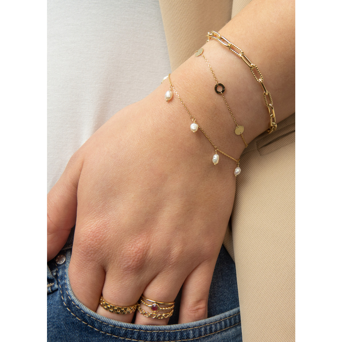 Jackie Gold Barceloneta JKB23.302 Schakelarmband in14-karaat geelgoud met ronde plaatjes - 16-17-18 cm