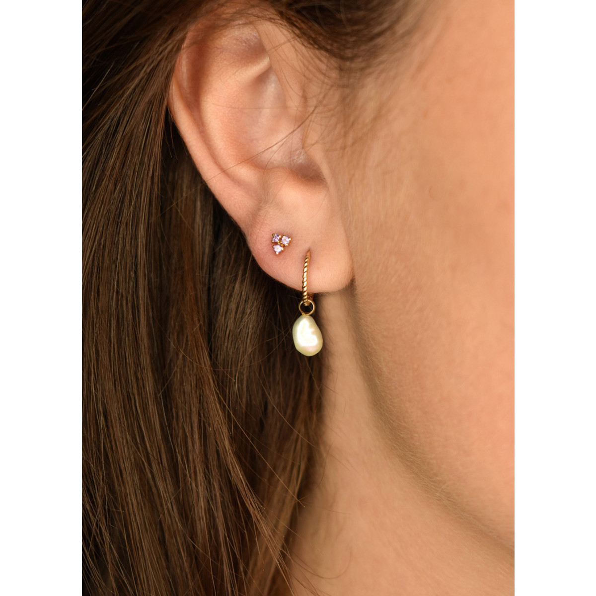 Jackie Gold JKE20.018 14-karaat gouden oorknopjes met paarse amethist - Hoogte 4 mm