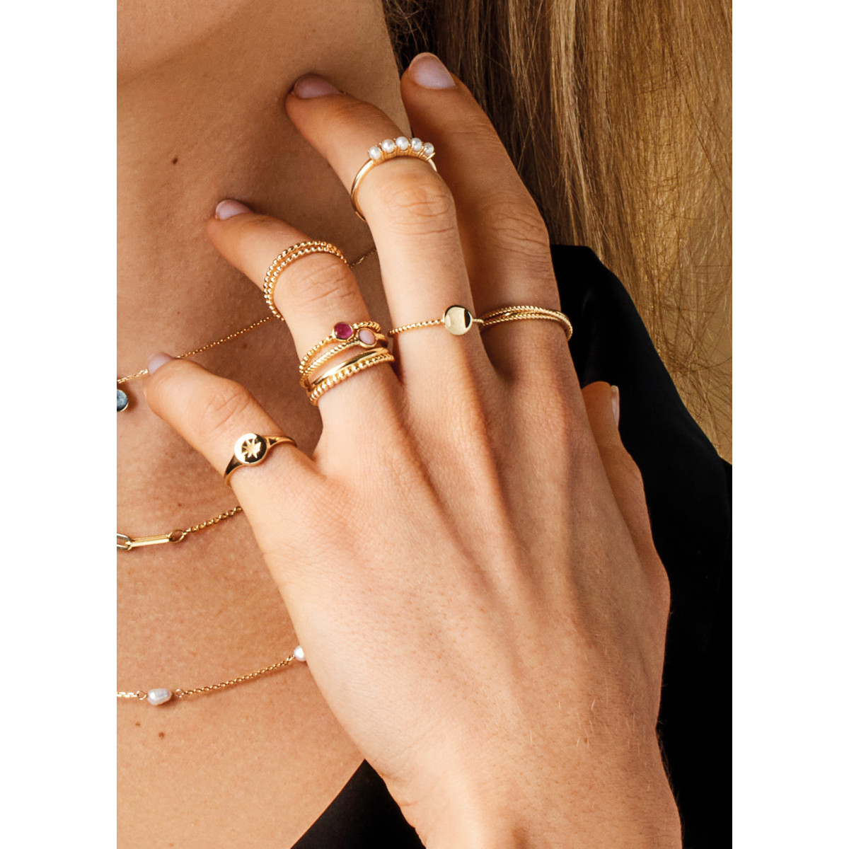 Jackie Gold JKR22.215 14-karaat gouden schakelring met roze robijn 5 mm