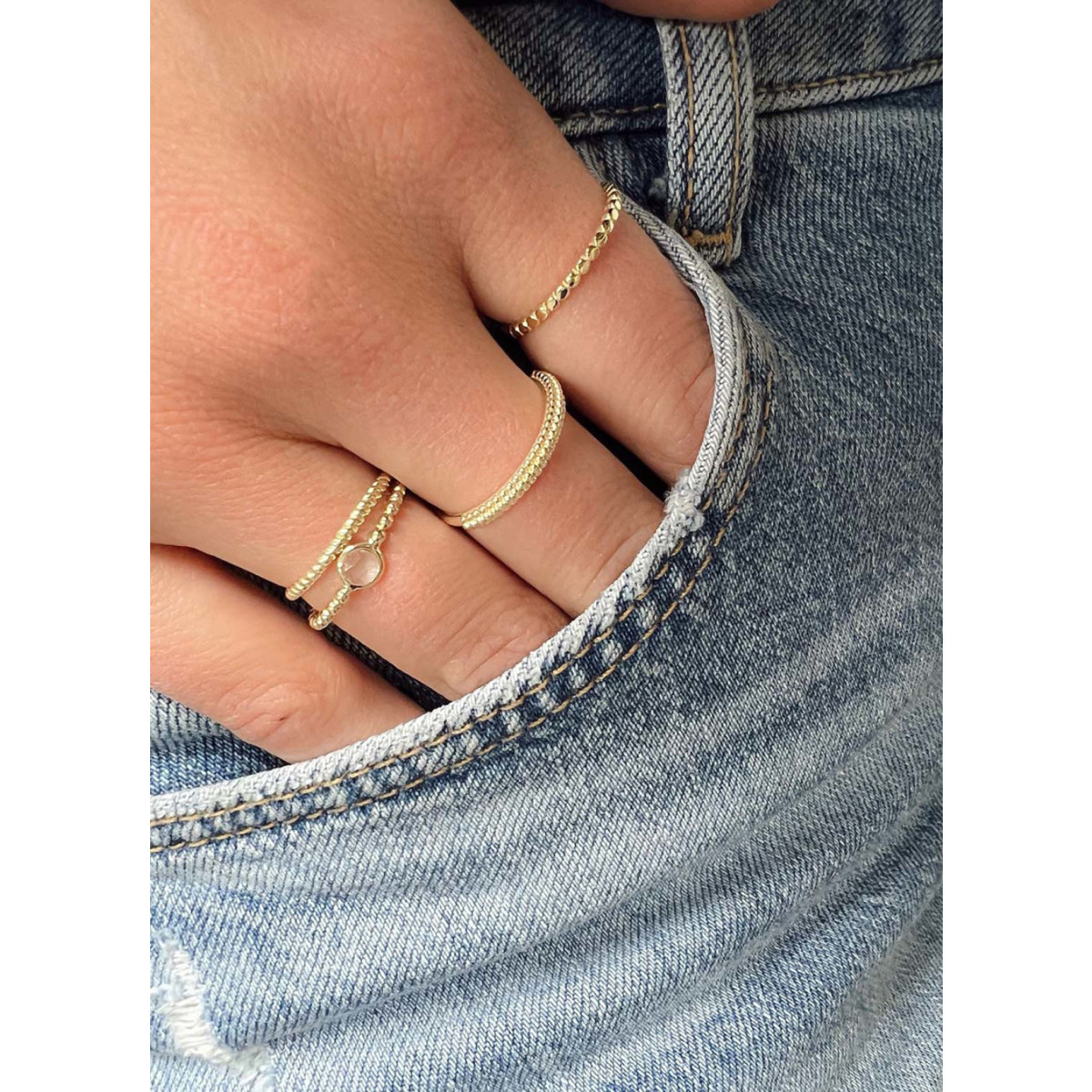 Jackie Gold JKR22.217 14-karaat gouden schakelring met rozekwarts 5 mm