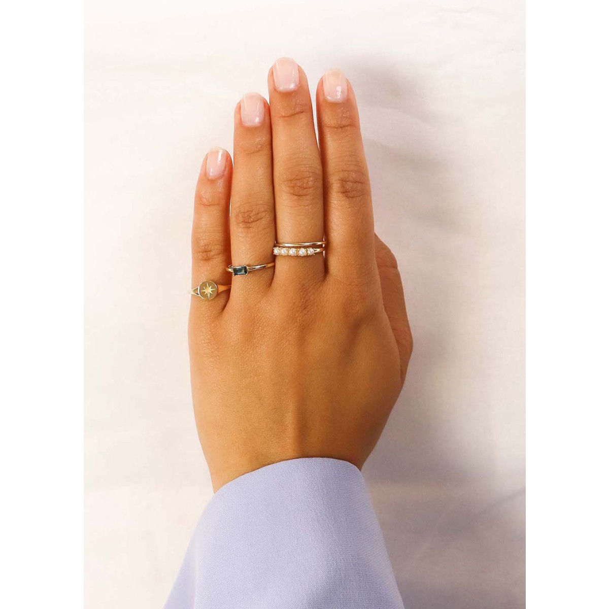 Jackie Gold JKR22.220 14-karaat gouden ring met 5 witte parels 4 mm