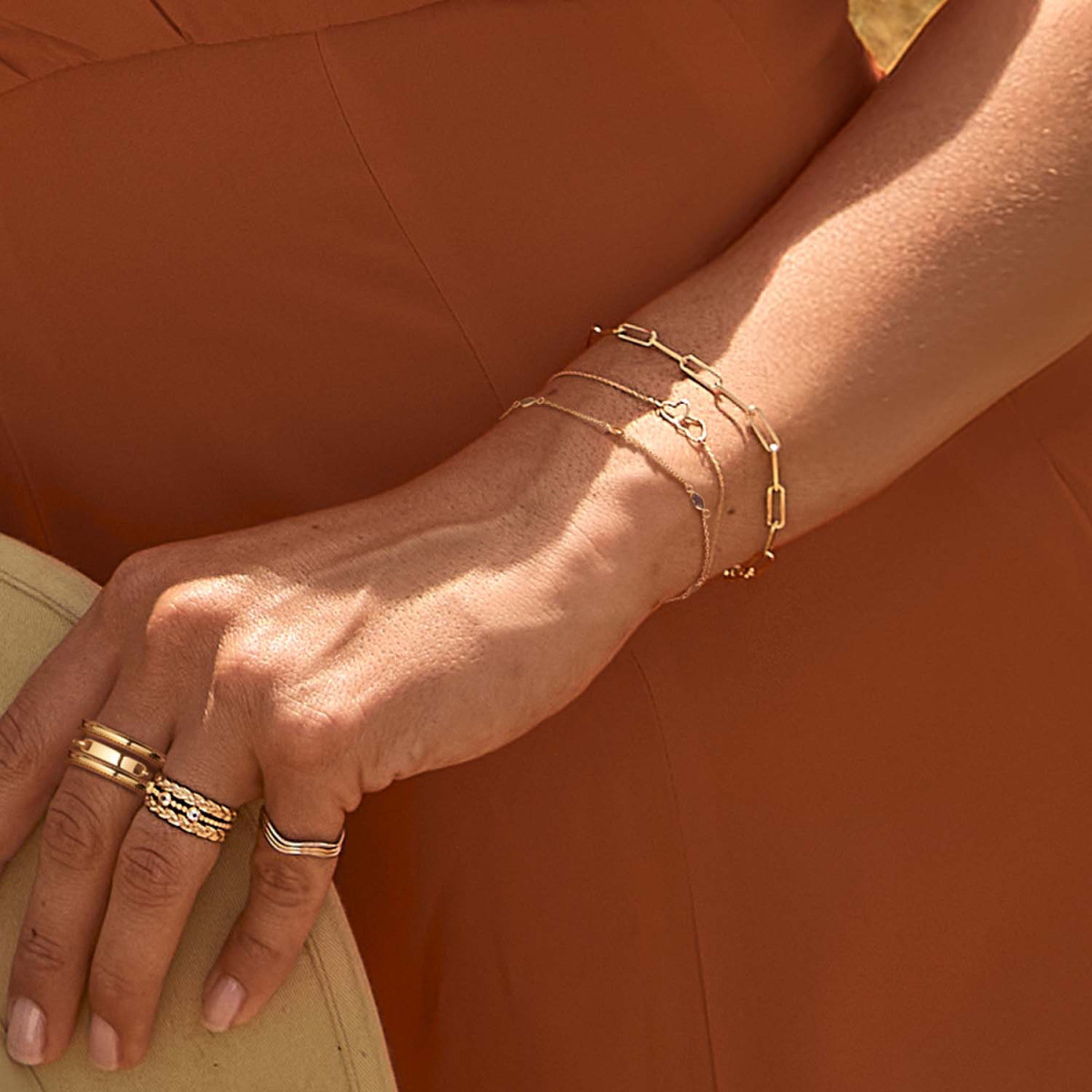 Jackie Gold Savanna JKB26.655 gouden armband met multicolor topaas stenen 3 mm breed - Lengte 16-17-18 cm