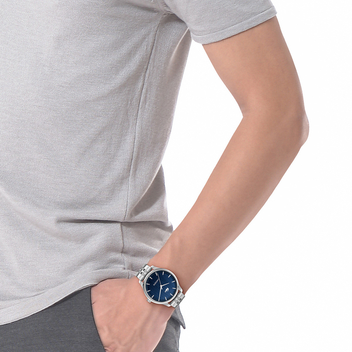 Lacoste Lisbon LC2011478 herenhorloge met blauwe wijzerplaat en zilverkleurige schakelband - Ø 42 mm