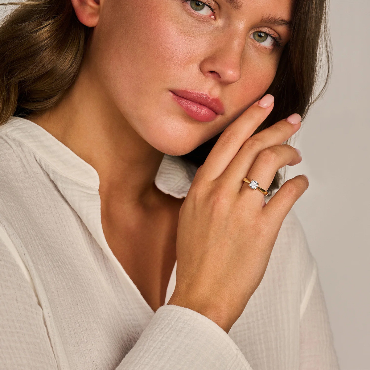 Blush Lab Diamonds LG1005Y gouden solitair ring met ronde lab diamant 1.00 crt 6.3 mm breed