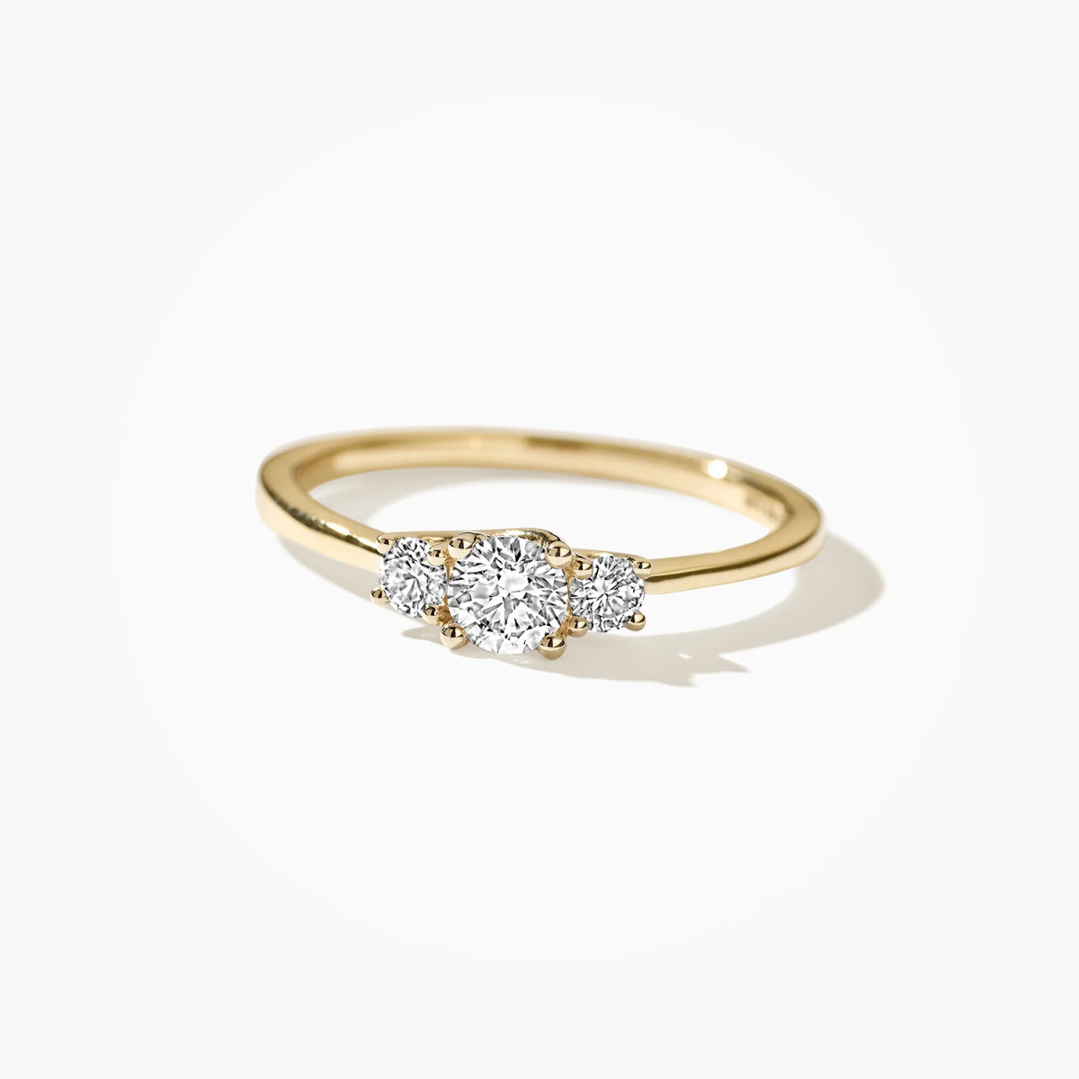Blush Lab Diamonds LG1008Y lab grown diamanten trilogy ring van goud 0.40 crt 4.2 mm breed