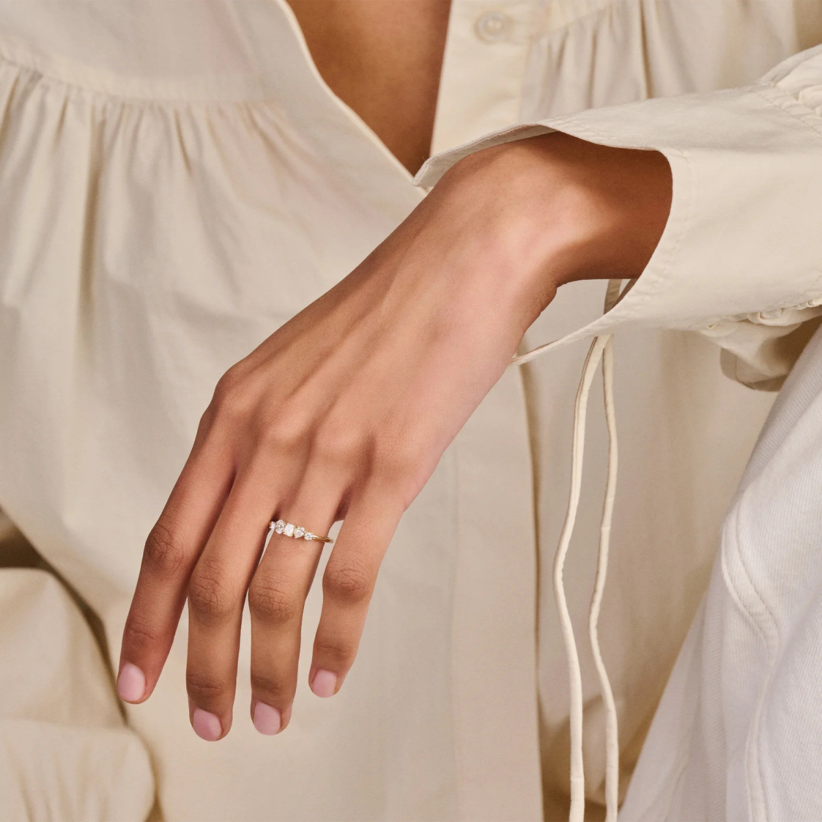 Blush Lab Diamonds LG1032Y gouden ring met lab grown diamant 0.47 crt 1.5 mm breed