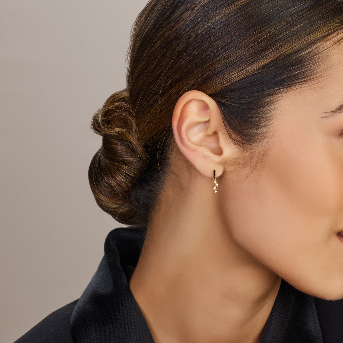 14-karaat gouden oorhangers met zirkonia - Hoogte 18.5 mm