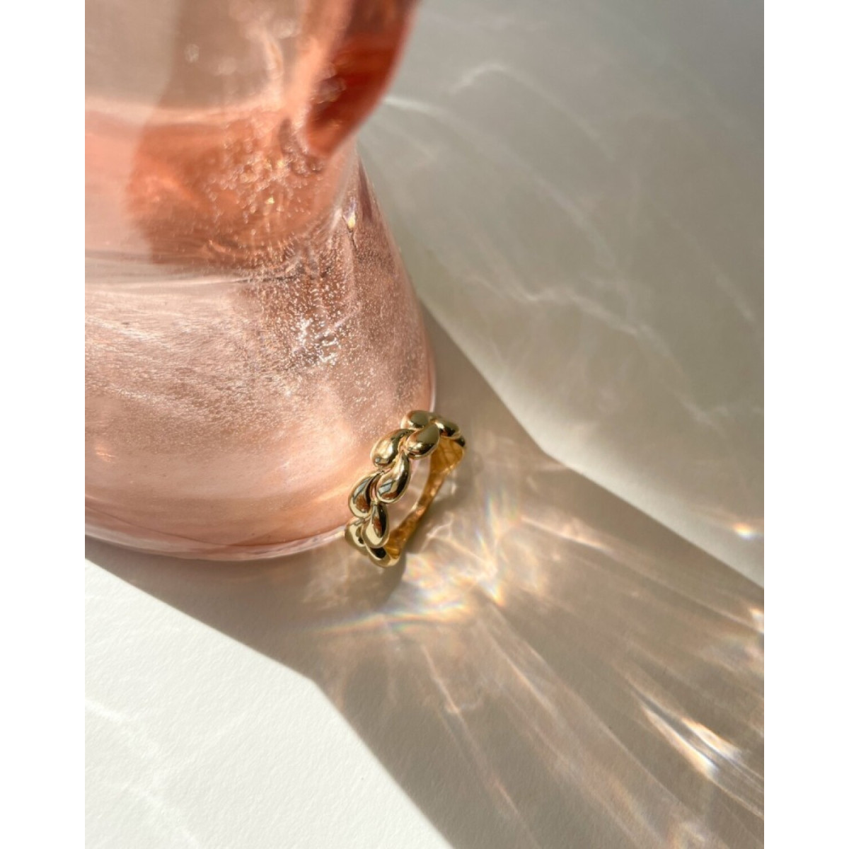 14-karaat gouden ring met glanzende druppelvormige elementen 6.6 mm breed