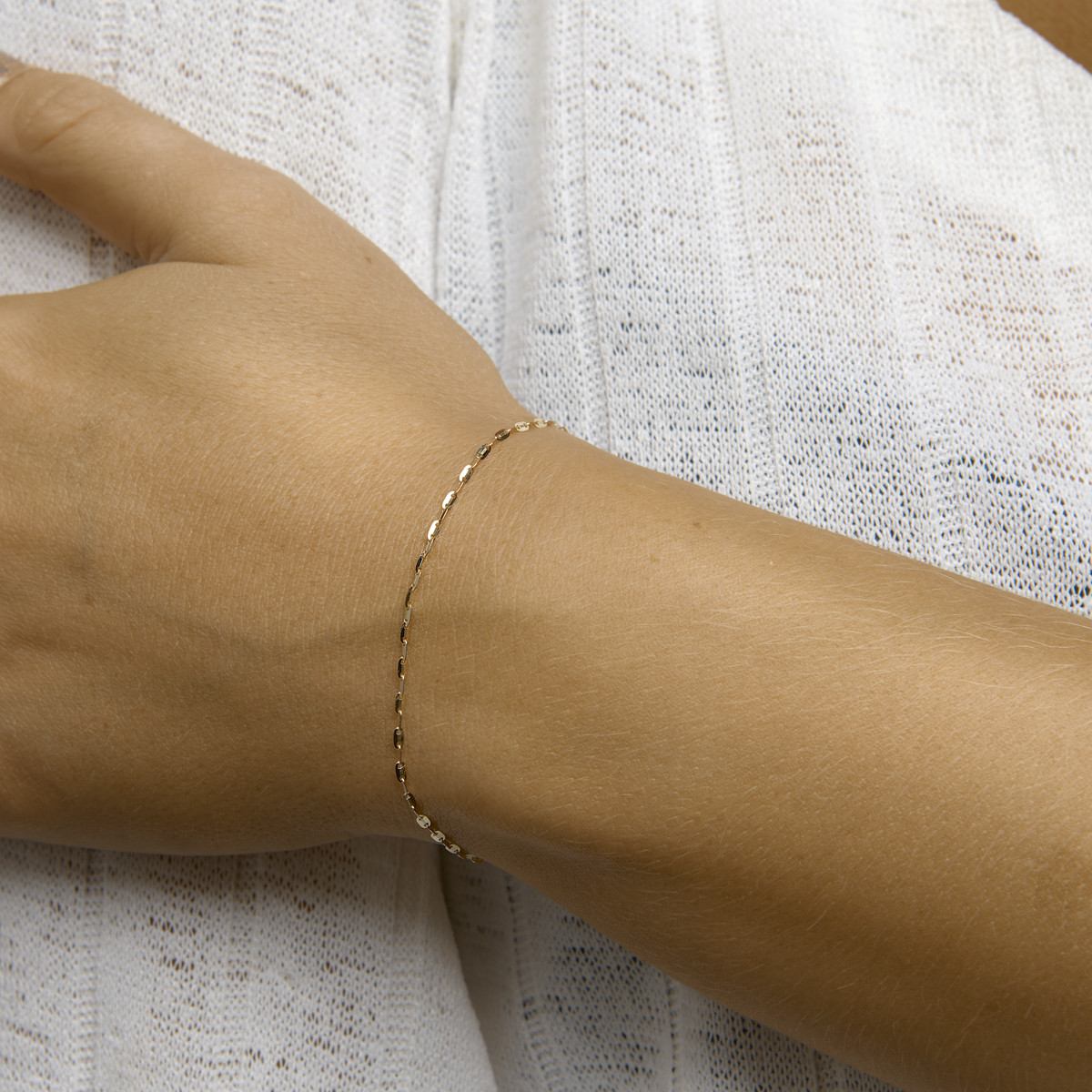 14-karaat gouden schakelarmband met ronde schakels glanzend 1.5 mm breed - Lengte 16-17-18 cm