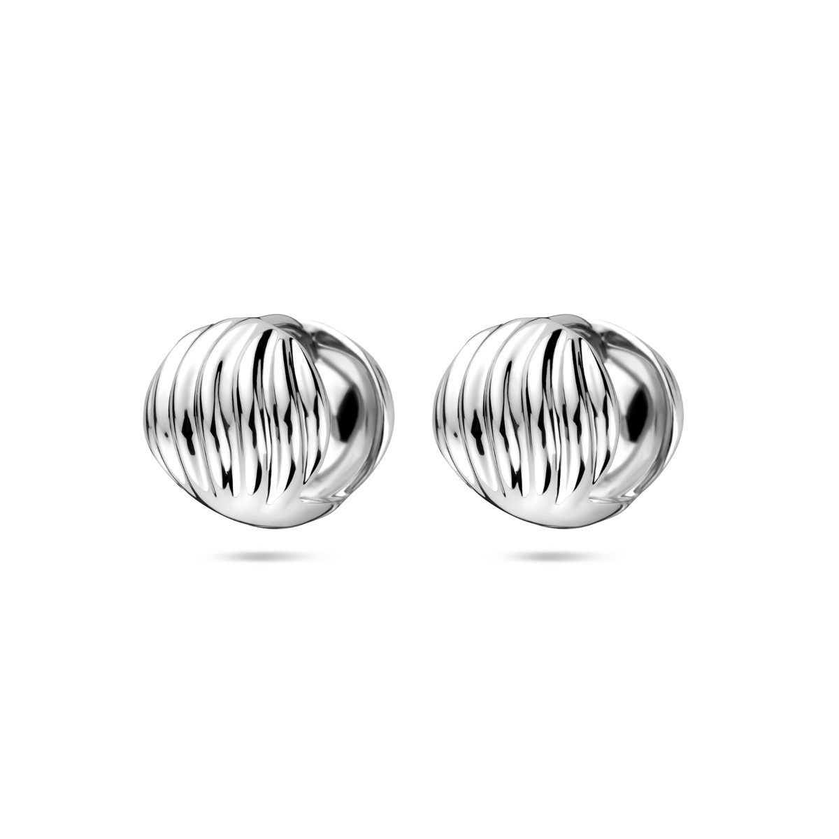 Brede zilveren oorringen met glanzende ronde en golvende vorm 12 mm breed - Hoogte 14 mm