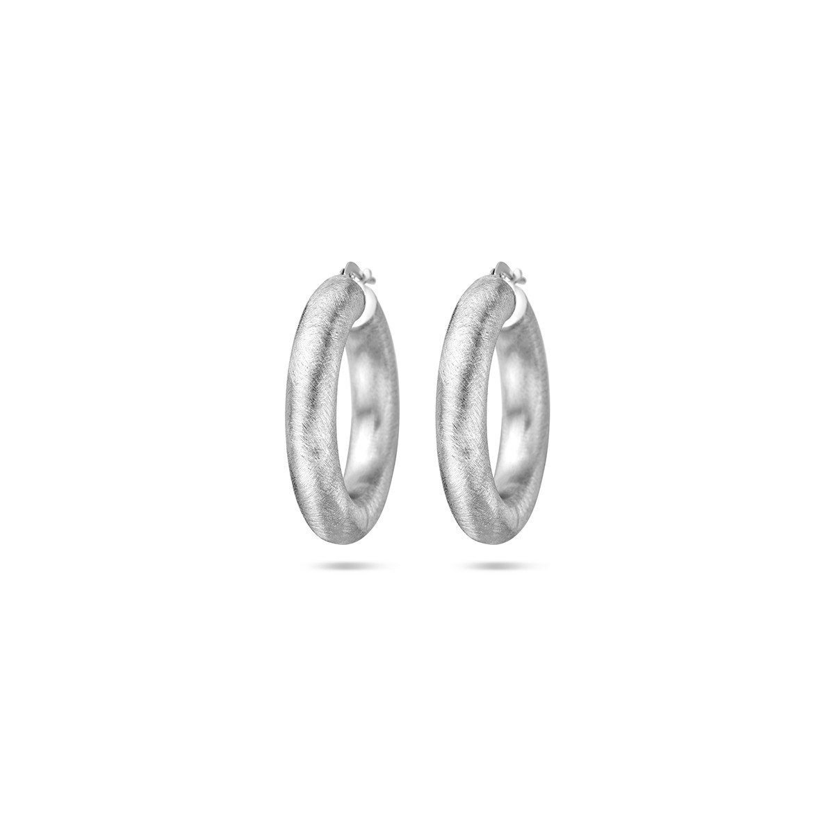 Gescratchte zilveren oorringen 6 mm ronde buis - Diameter 32 mm