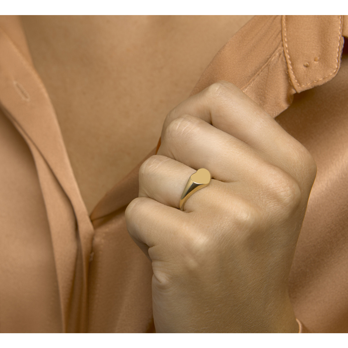Gouden graveerring hart